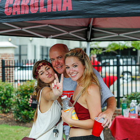Tailgating before the Georgia / South Carolina game 9-13-14