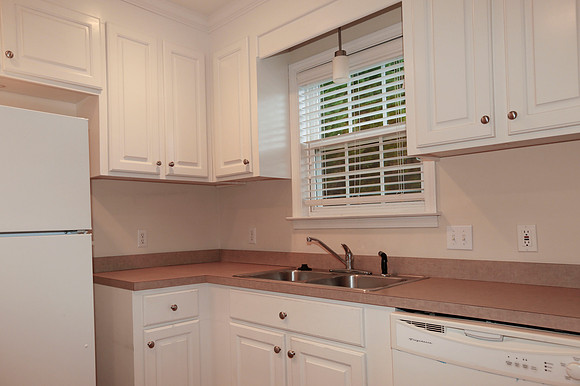39 Magnolia Glen | Columbia SC 29209 | Rosewood $99,000