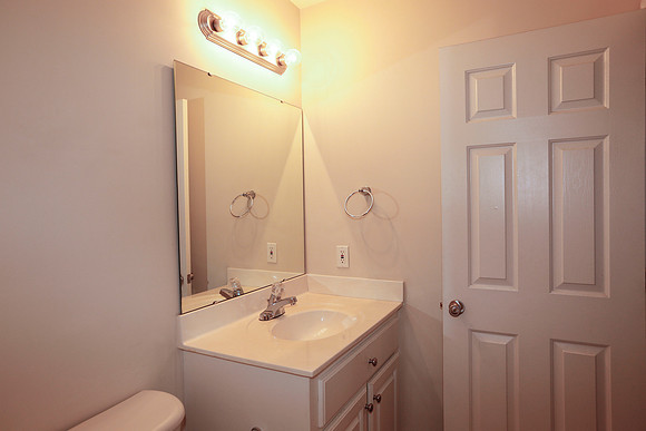 39 Magnolia Glen | Columbia SC 29209 | Rosewood $99,000