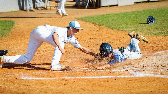 AC Flora defeats Hilton Head for 4A Lower State Championshiop